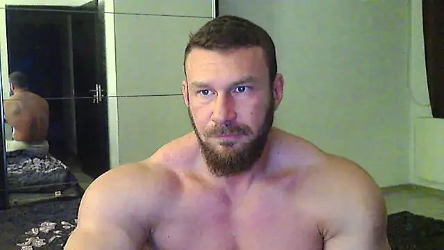 muscularkevin online show from April 2026 03:35:02 AM