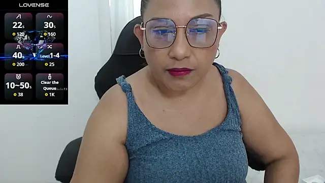 Snapshot of Katha_Marck chatting on October 2025 12:35:02 PM Katha Marck online show from October 2025 12:35:02 PM