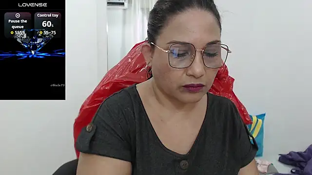 Snapshot of Katha_Marck chatting on October 2025 12:39:05 PM Katha Marck online show from October 2025 12:39:05 PM