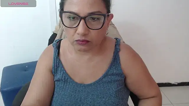 Katha Marck online show from April 2026 01:04:02 PM