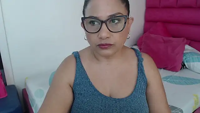 Snapshot of Katha_Marck chatting on May 2026 12:34:01 PM Katha Marck online show from May 2026 12:34:01 PM