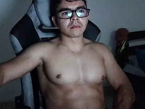 MILCARITAS3 online show from April 2026 07:58:02 PM