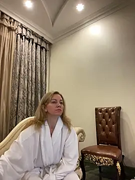 Amazoniiaa online show from March 2025 07:03:02 PM