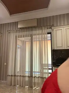Amazoniiaa online show from March 2025 01:29:02 PM
