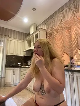 Amazoniiaa online show from September 2025 08:10:01 AM