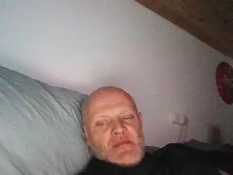 davigochi77bcn online show from March 2025 09:52:02 PM