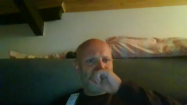 davigochi77bcn online show from October 2025 08:43:01 PM