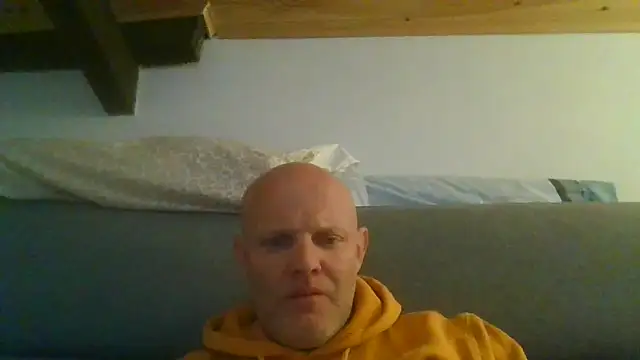 davigochi77bcn online show from November 2025 08:01:01 PM