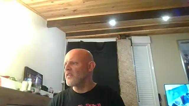 davigochi77bcn online show from November 2025 06:56:02 PM