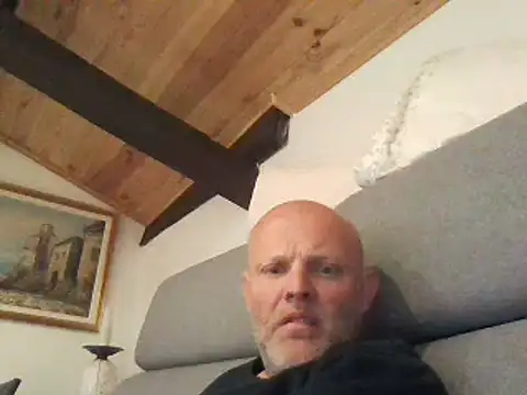 davigochi77bcn online show from March 2025 07:27:02 PM