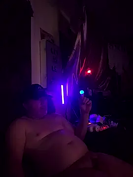 Hotredheadandtoungelasher online show from February 2026 10:55:01 AM