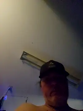 Hotredheadandtoungelasher online show from November 2025 06:06:01 AM