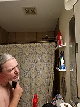 Hotredheadandtoungelasher online show from February 2026 02:12:01 AM