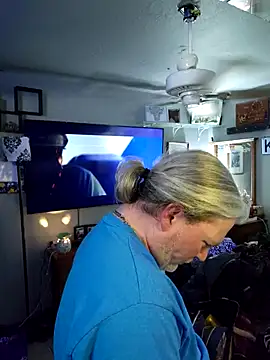 Hotredheadandtoungelasher online show from February 2026 04:56:02 AM