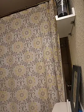 Hotredheadandtoungelasher online show from January 2026 05:11:01 AM