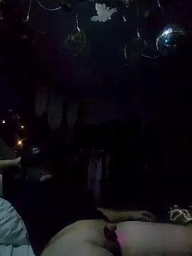 Hotredheadandtoungelasher online show from October 2025 08:57:02 AM