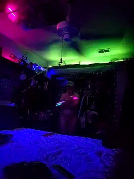 Hotredheadandtoungelasher online show from February 2026 12:39:02 PM