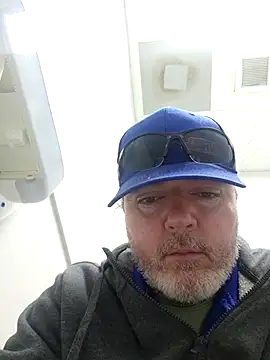 Hotredheadandtoungelasher online show from November 2025 03:39:02 PM