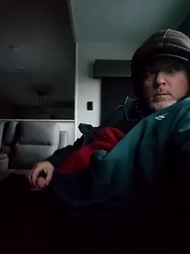 Hotredheadandtoungelasher online show from January 2026 10:52:01 PM