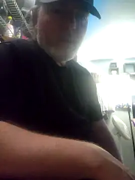 Hotredheadandtoungelasher online show from February 2026 08:56:01 AM