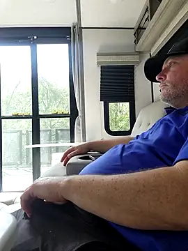 Hotredheadandtoungelasher online show from February 2026 04:09:02 PM