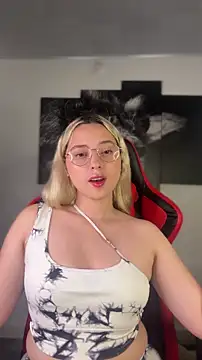 Irisweet  online show from December 2025 10:24:01 PM