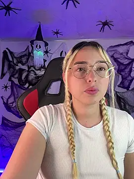 Irisweet  online show from October 2025 11:38:01 PM