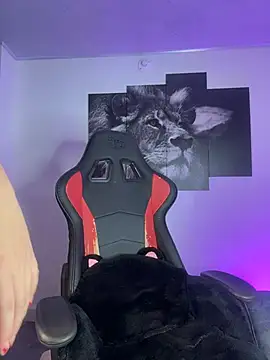 Irisweet  online show from October 2025 10:43:02 PM