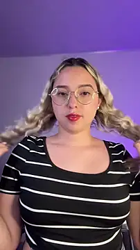 Irisweet  online show from January 2026 01:01:02 AM