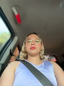 Irisweet  online show from March 2026 04:40:02 PM