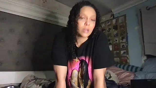 LuLuValenttine101 online show from April 2026 08:48:01 AM