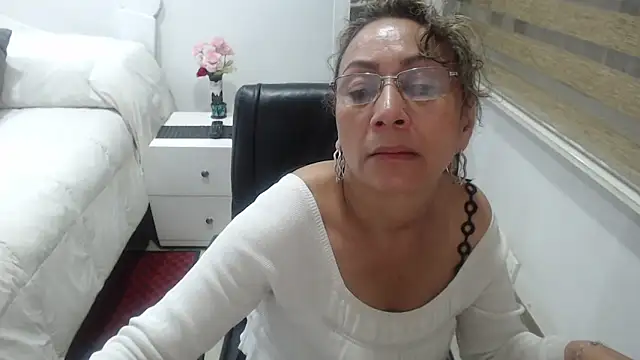 Snapshot of jesy_hot chatting on January 2026 10:47:01 PM jesy hot online show from January 2026 10:47:01 PM