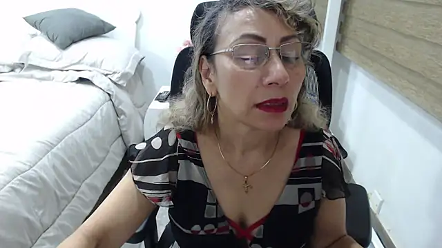 jesy hot online show from April 2026 12:24:01 AM