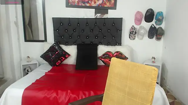 Snapshot of Sweetbigcatt chatting on March 2025 12:34:02 AM Sweetbigcatt online show from March 2025 12:34:02 AM