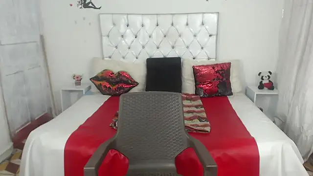 Sweetbigcatt online show from May 2026 04:17:01 AM