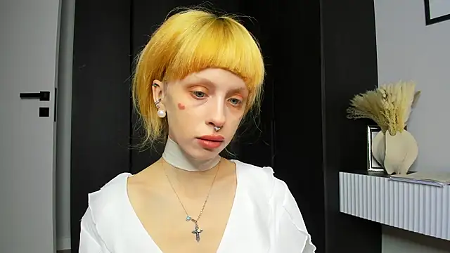 FlowerOfSin2001 online show from March 2026 05:46:02 PM