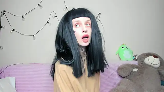 FlowerOfSin2001 online show from September 2025 04:34:02 PM