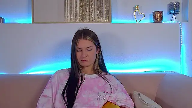 RachelSimpson online show from March 2025 12:43:01 AM