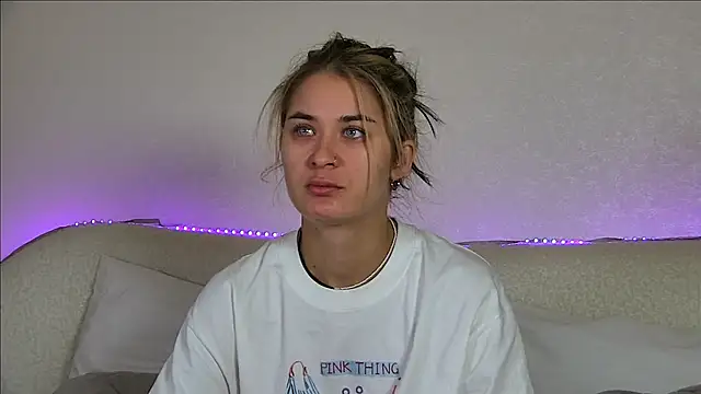 RachelSimpson online show from September 2025 07:04:01 PM
