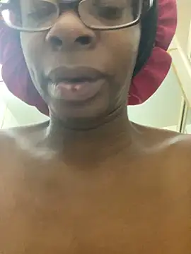 Snapshot of Jasmine_FullsShine chatting on September 2025 12:41:01 PM Jasmine FullsShine online show from September 2025 12:41:01 PM