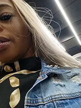 Snapshot of Jasmine_FullsShine chatting on March 2025 03:46:02 PM Jasmine FullsShine online show from March 2025 03:46:02 PM