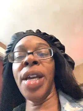 Jasmine FullsShine online show from November 2025 09:57:02 AM