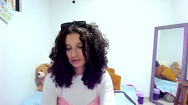 Snapshot of Cositarica_ chatting on October 2025 04:09:02 PM Cositarica online show from October 2025 04:09:02 PM