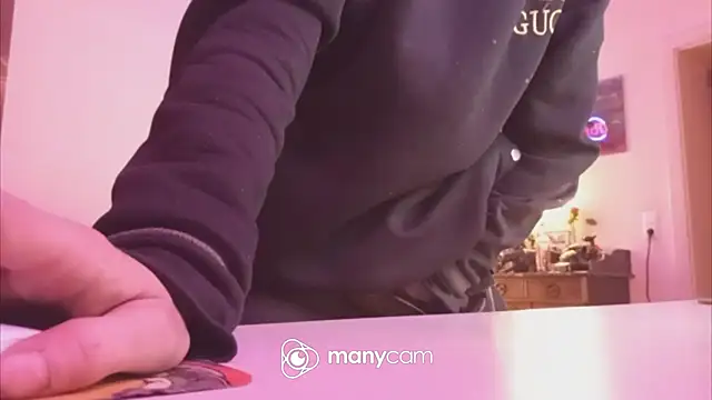 Snapshot of der_dino30 chatting on January 2026 04:10:02 PM der dino30 online show from January 2026 04:10:02 PM