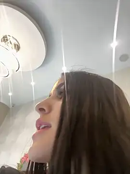 Snapshot of M_isabel25 chatting on February 2025 04:03:01 PM M isabel25 online show from February 2025 04:03:01 PM