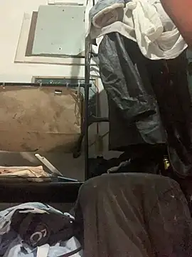 Snapshot of raphadoors19 chatting on February 2026 05:07:02 AM raphadoors19 online show from February 2026 05:07:02 AM