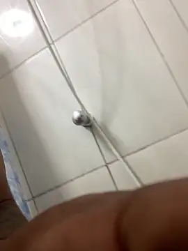 Snapshot of raphadoors19 chatting on November 2025 02:43:02 AM raphadoors19 online show from November 2025 02:43:02 AM