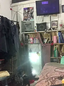 Snapshot of raphadoors19 chatting on December 2025 12:02:01 AM raphadoors19 online show from December 2025 12:02:01 AM