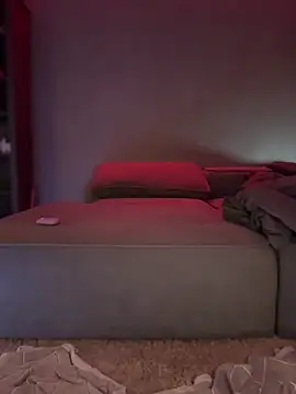 Bastet online show from December 2025 07:40:02 PM