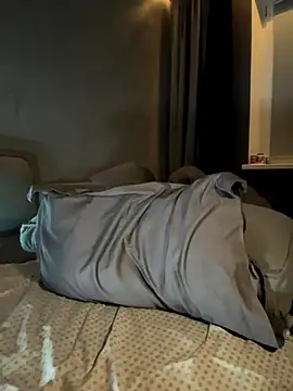 Bastet online show from November 2025 06:57:01 PM